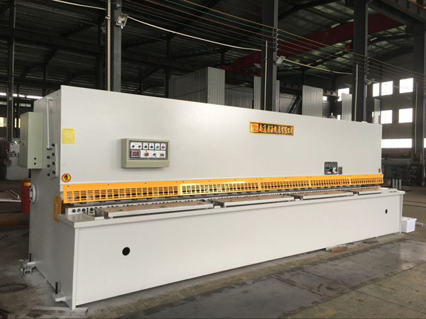 QC12Y-6x6000剪板機(jī)